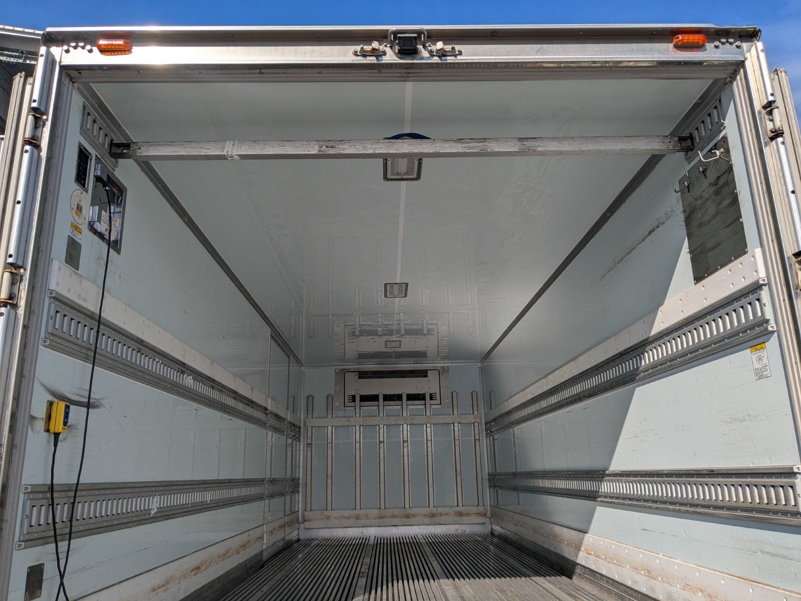 vehicle_image_20260202103507fRHlmXBSnk.jpg