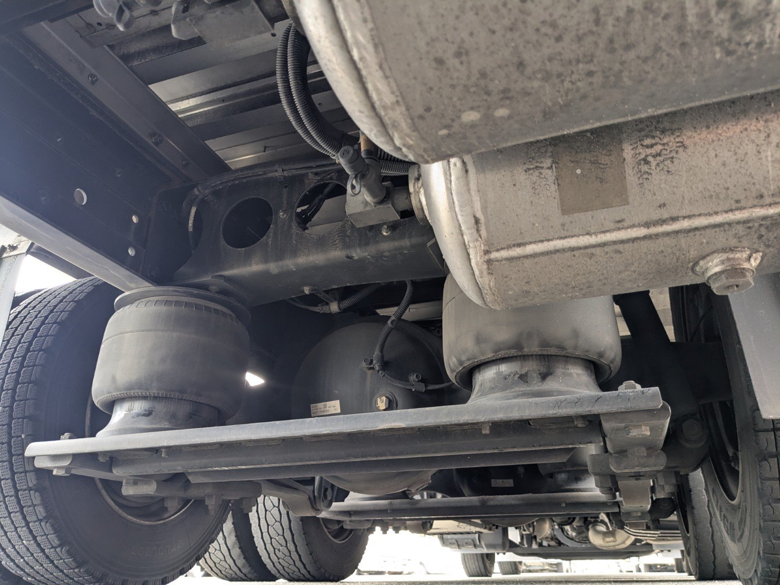 vehicle_image_20260420183135LCMrxsm4yf.jpg
