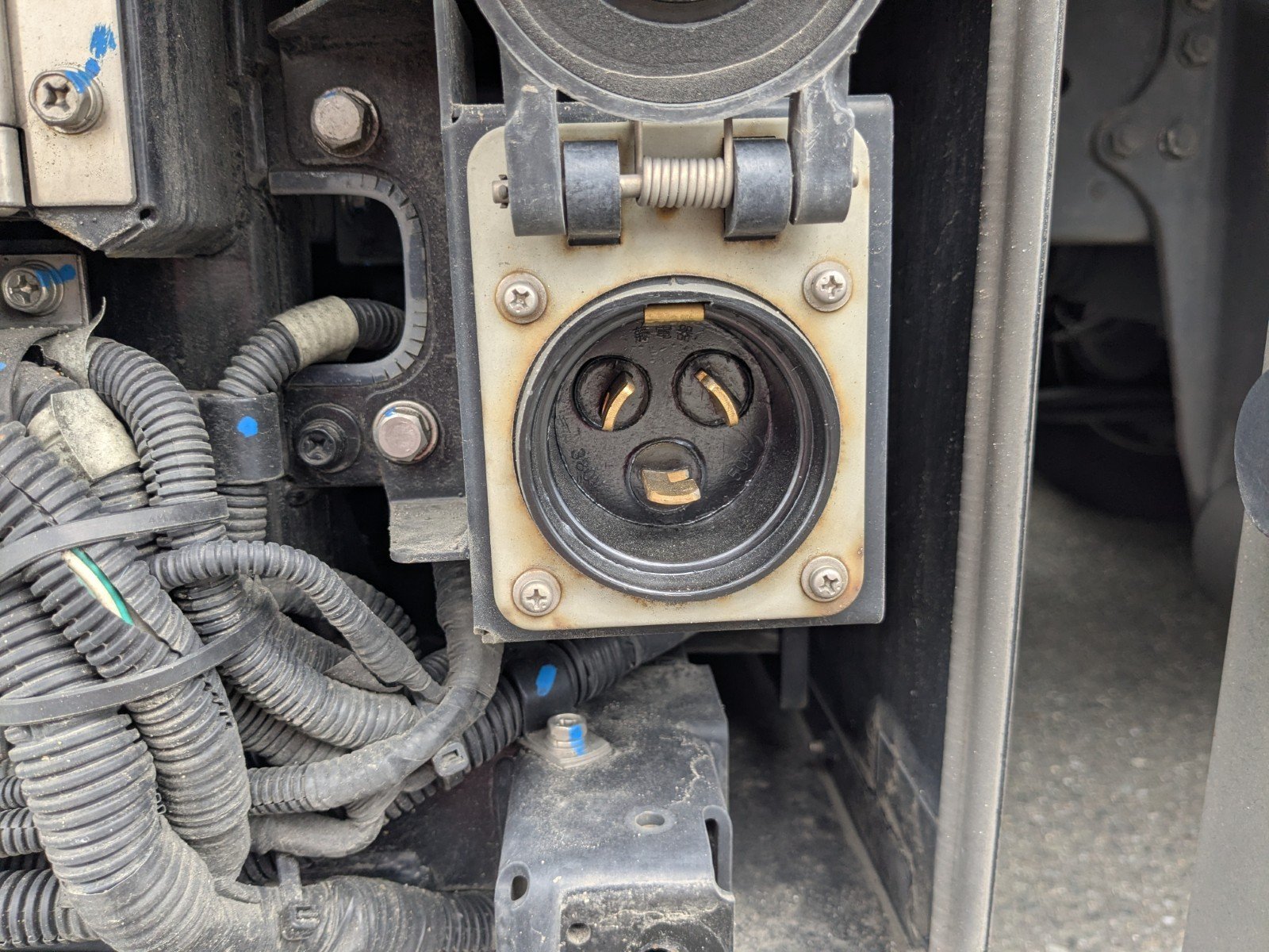 vehicle_image_20260420183135rJ3X4Zlojh.jpg