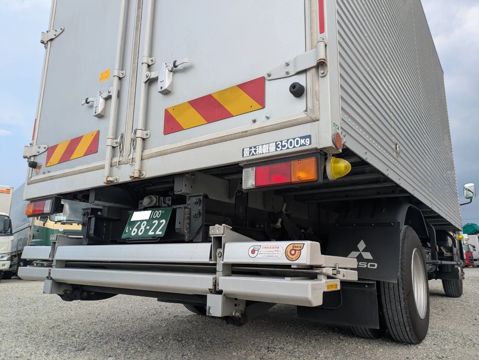 vehicle_image_2026080410192526IgeD1c04.webp