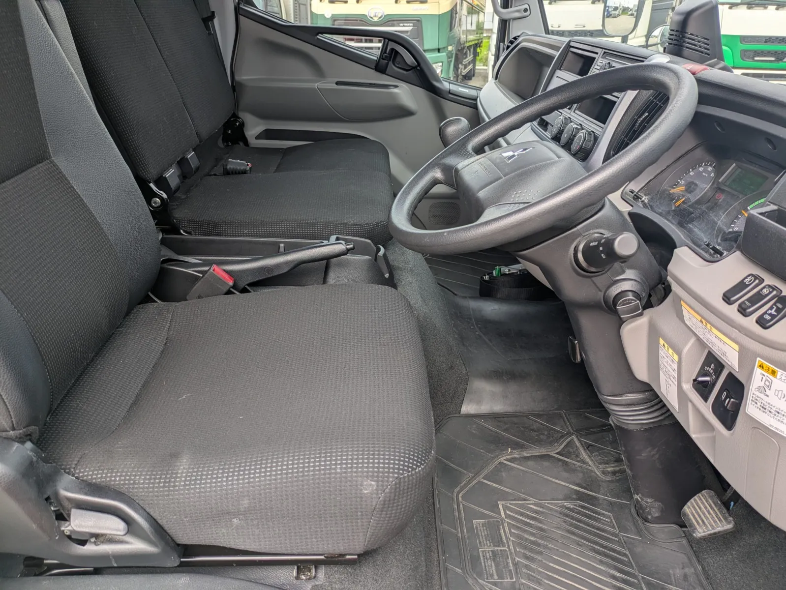vehicle_image_20260804101934vxeJ2JiXNG.webp