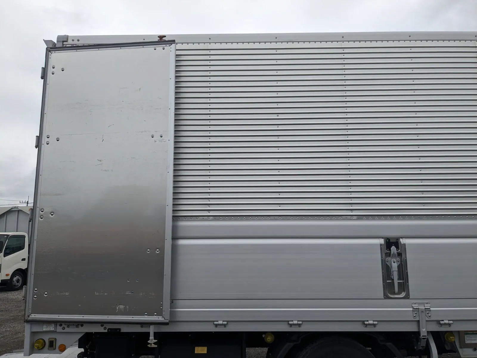 vehicle_image_20260706093700JiuWp1BzQI.webp