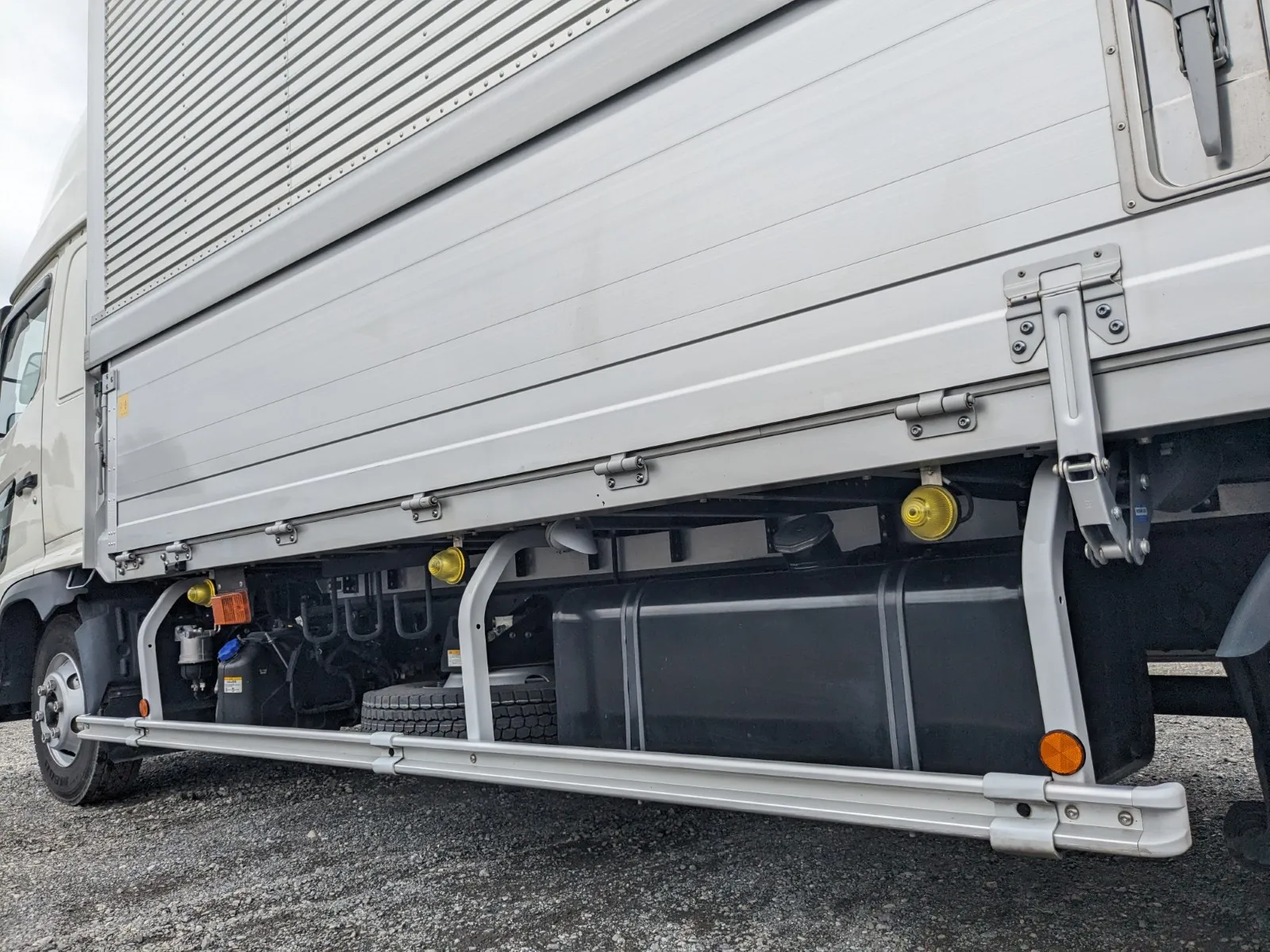 vehicle_image_20260706093700S9VIJWgf5I.webp