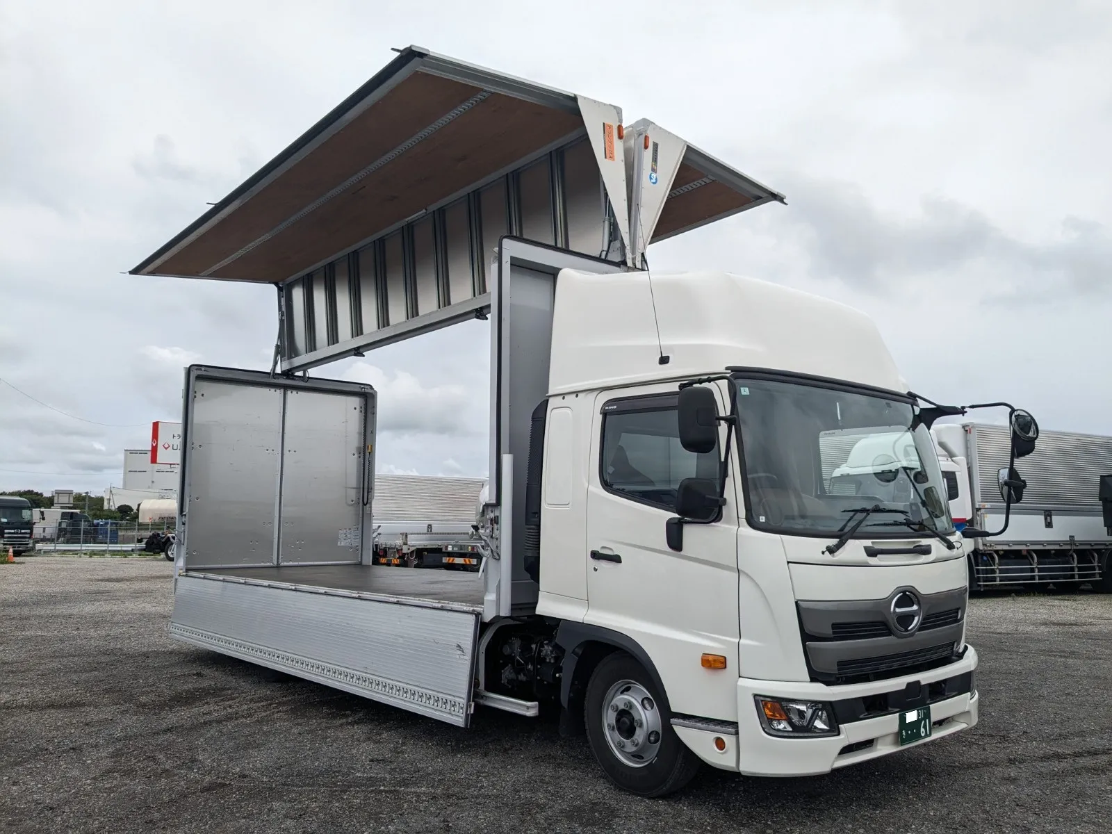 vehicle_image_20260706093702vYYn7Snr8Q.webp