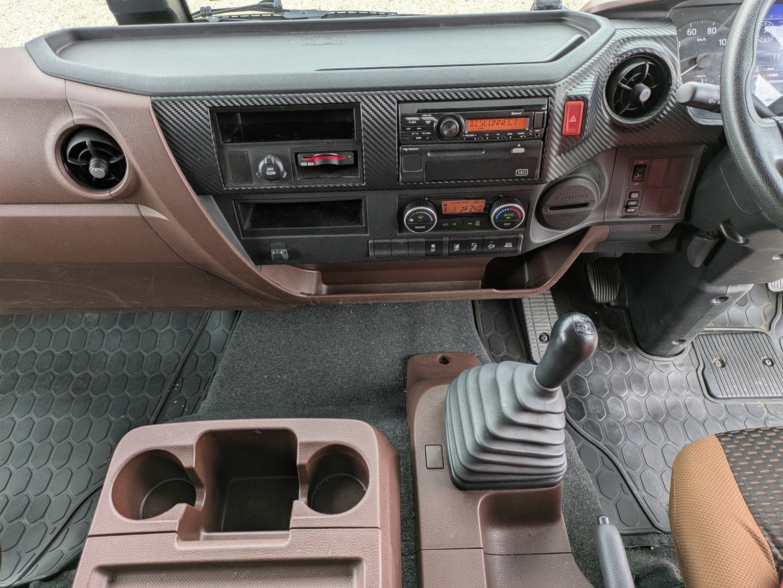 vehicle_image_20260606131343sM1CTkATqe.jpg