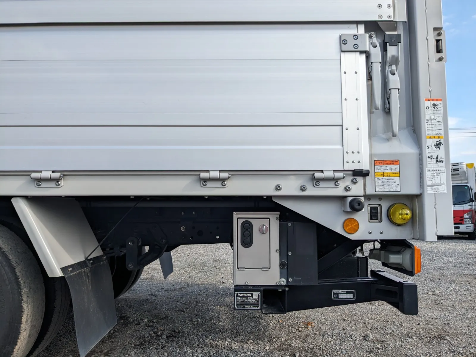 vehicle_image_20260704113540QhIv1EQZPg.webp