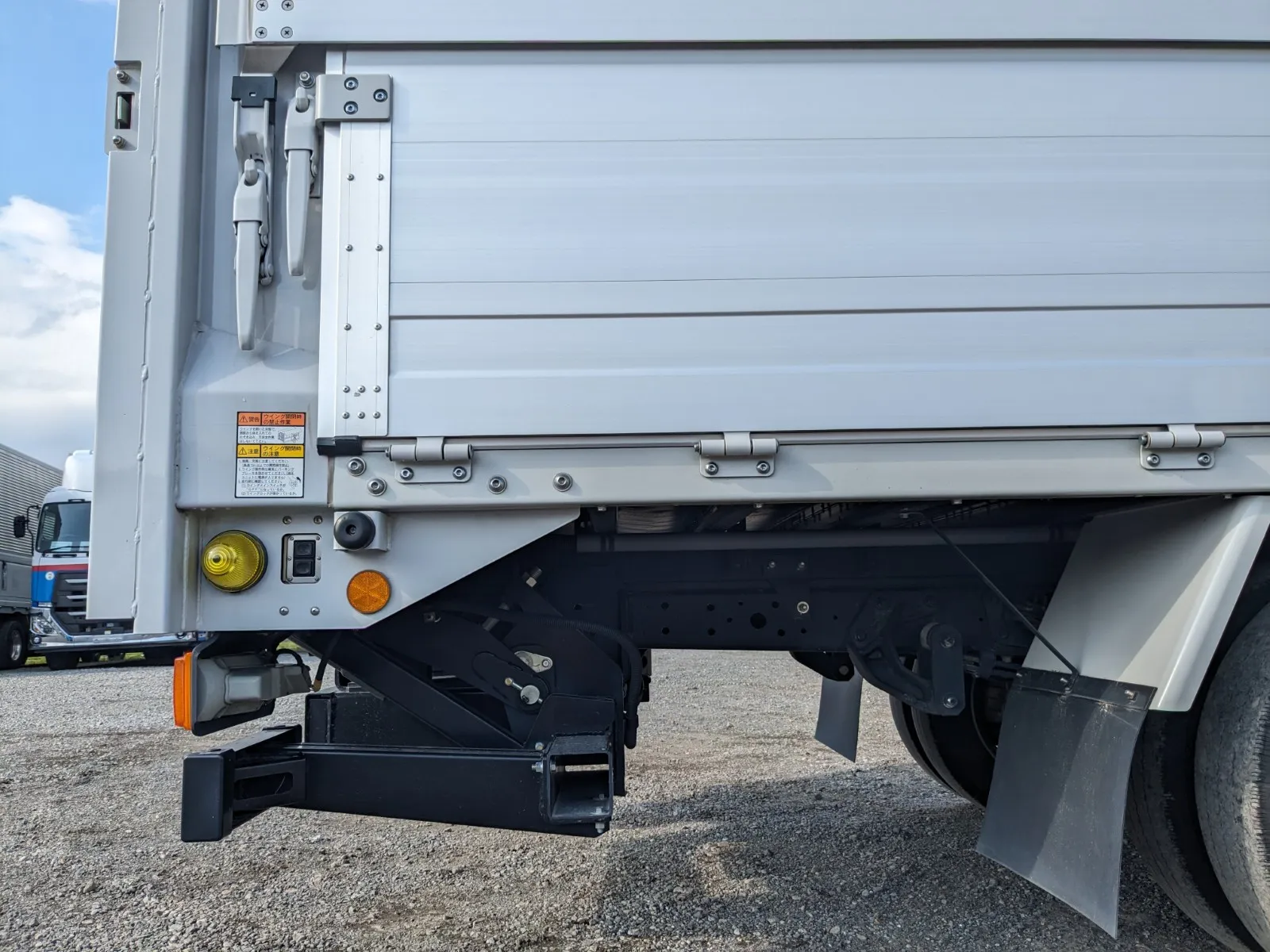 vehicle_image_20260704113543dXDk5e1rA8.webp
