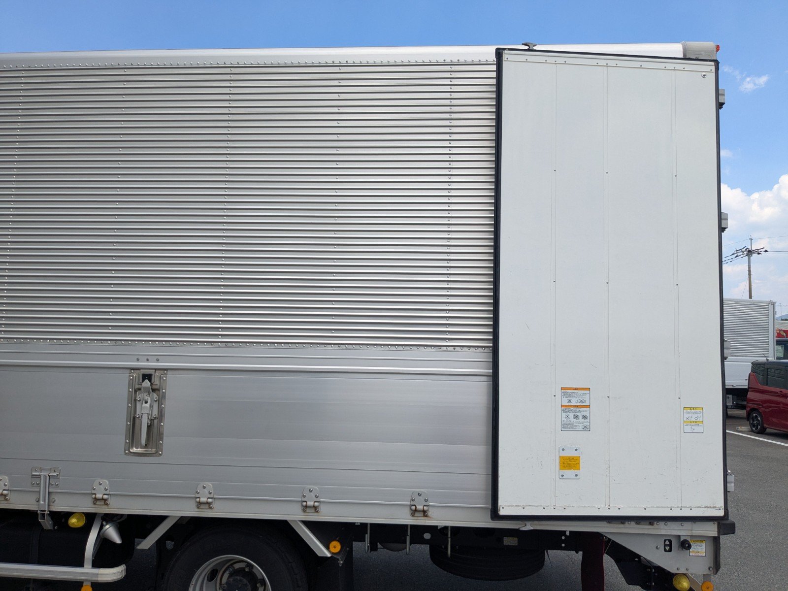 vehicle_image_202606010944393HtsIL310F.jpg