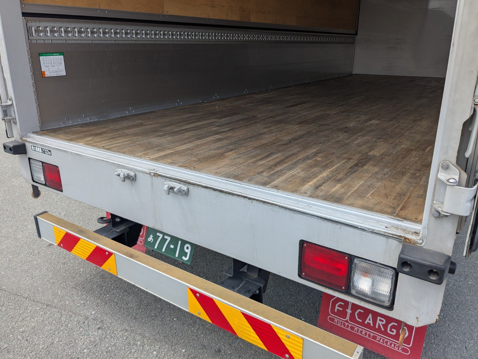 vehicle_image_20260601094439AR5fAi26QO.jpg