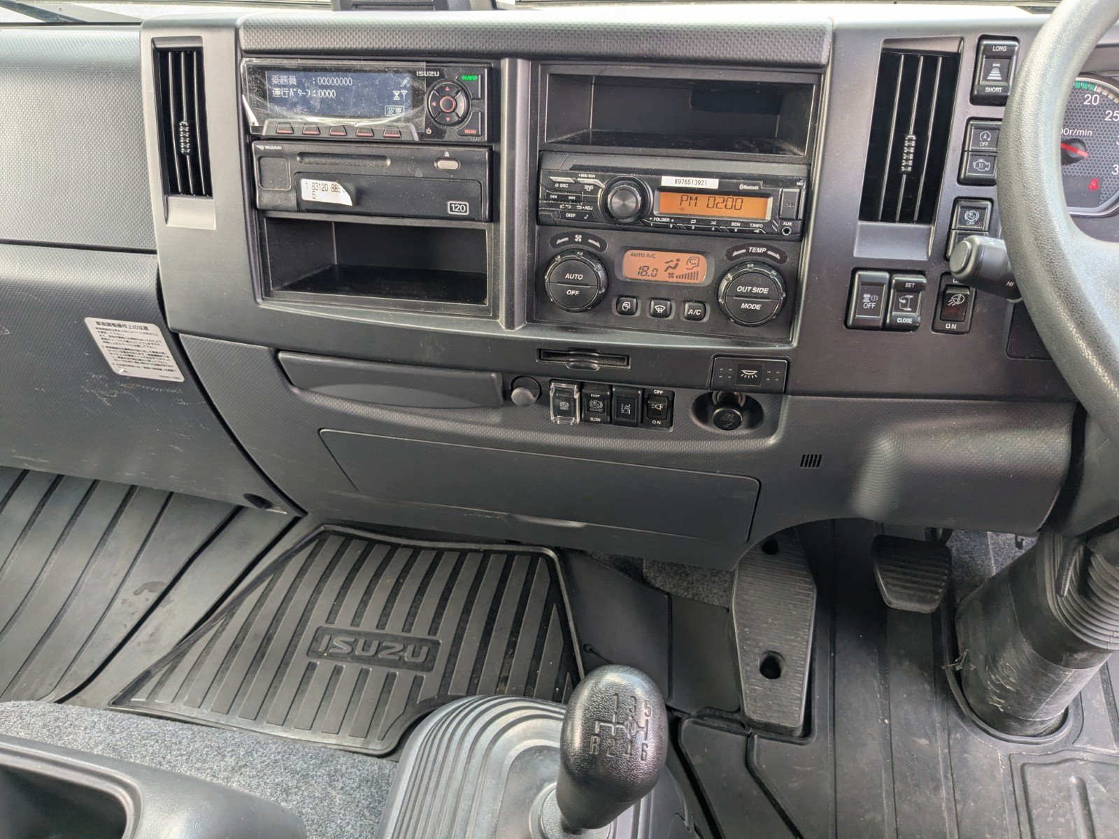 vehicle_image_20260601094439iv0ZIbHu5G.jpg