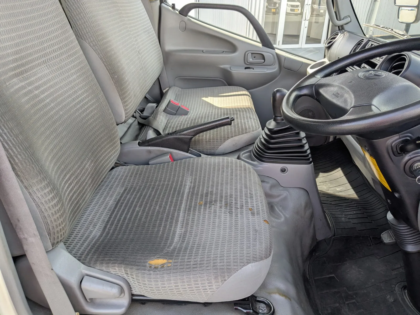 vehicle_image_20260708132034lXFgSMj0a4.webp