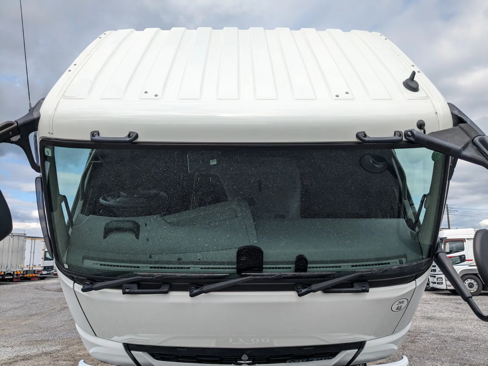 vehicle_image_20260723105632lRK1XUSZ7y.webp