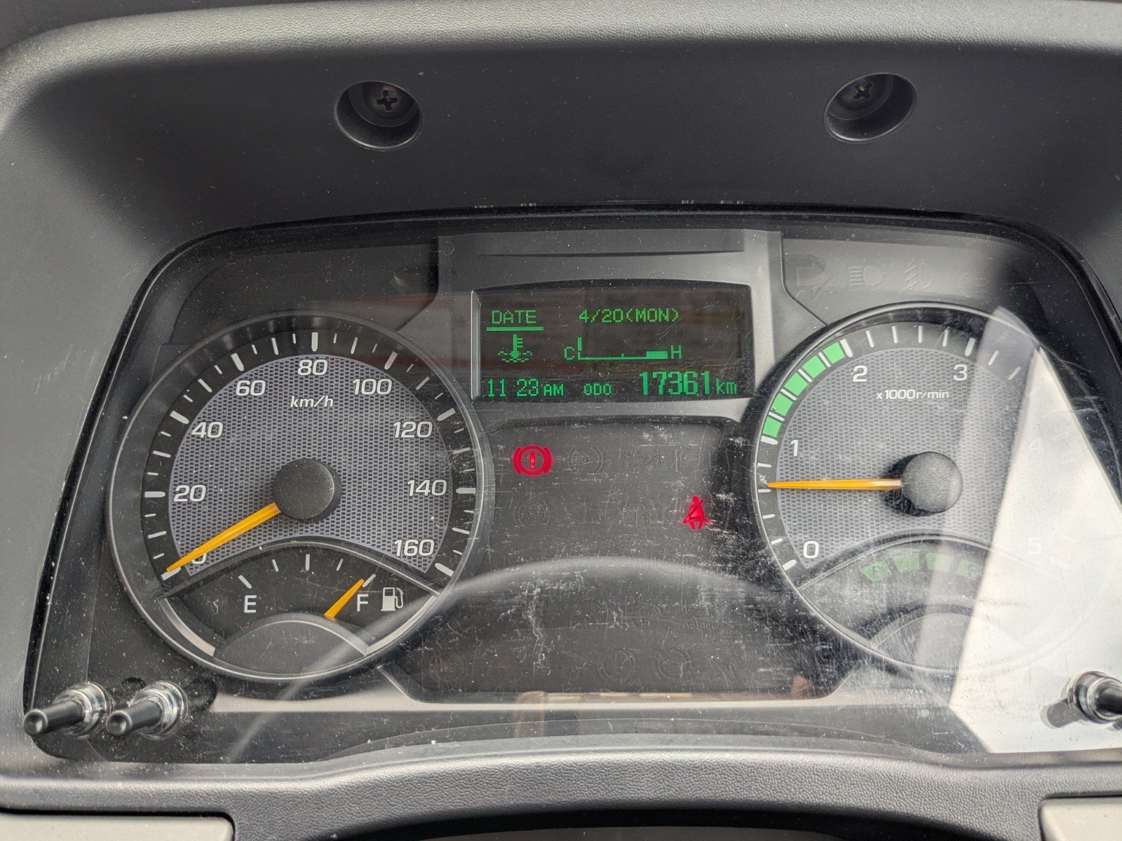 vehicle_image_20260420183645TXB8kt2tUt.jpg