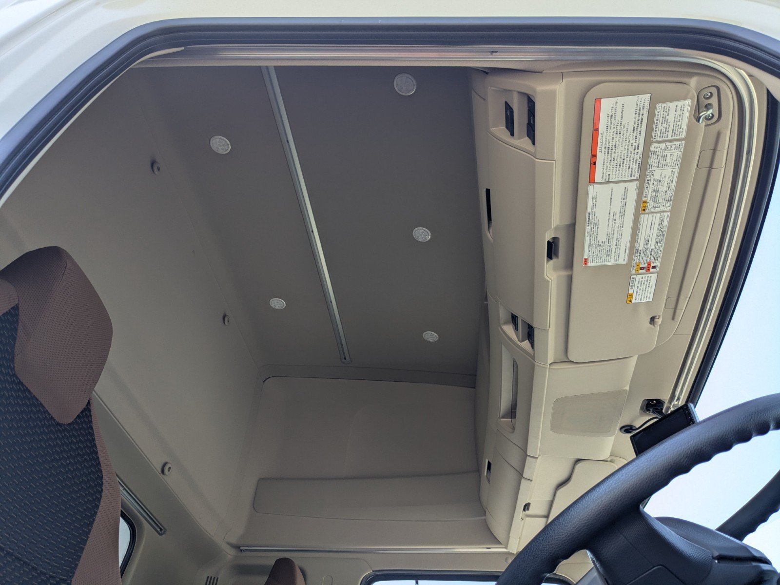 vehicle_image_20260519101111bT67C3O2sJ.jpg