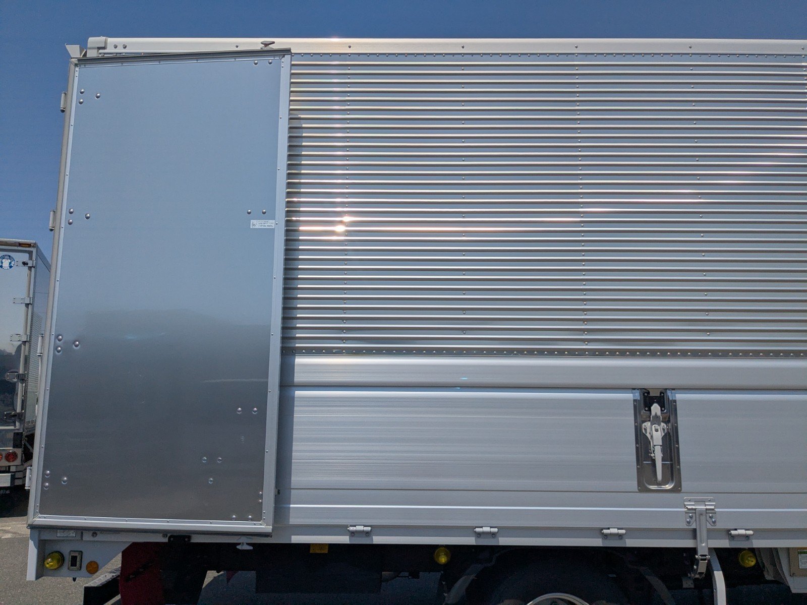 vehicle_image_20260519101111xkFITrxM9r.jpg