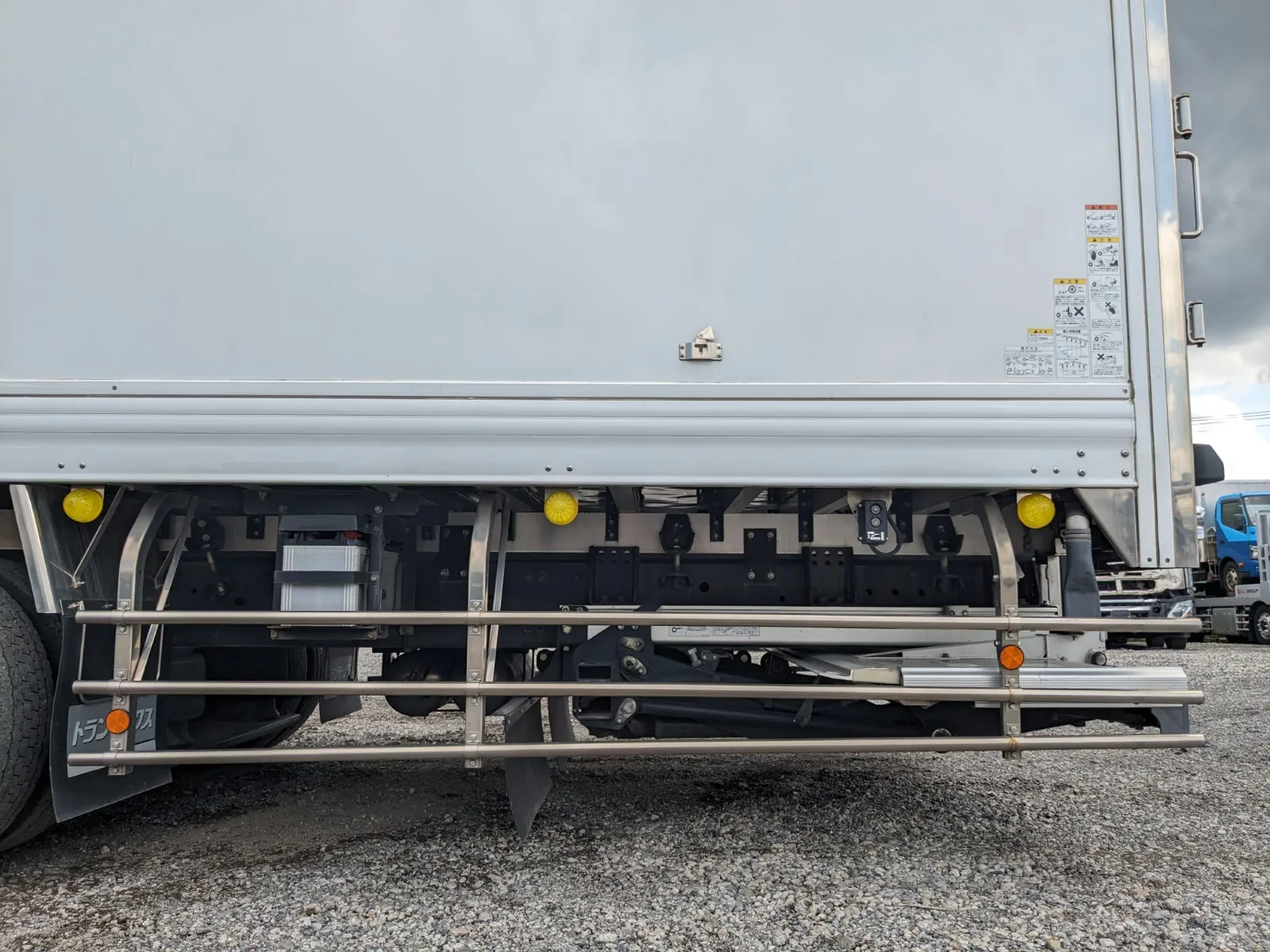 vehicle_image_20260630155819yErNlSyfHj.webp