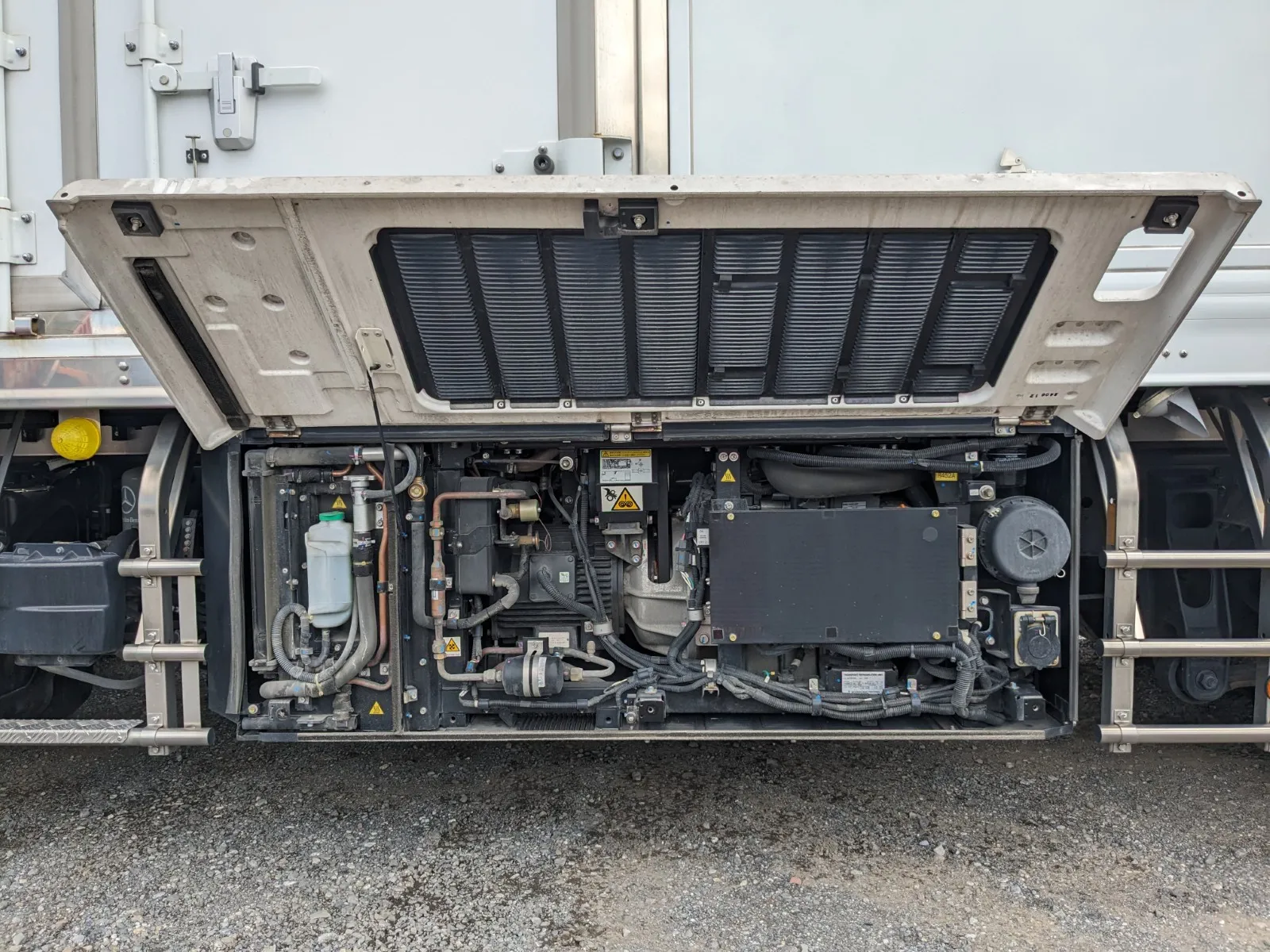 vehicle_image_20260630155821TIGwKzU8IR.webp