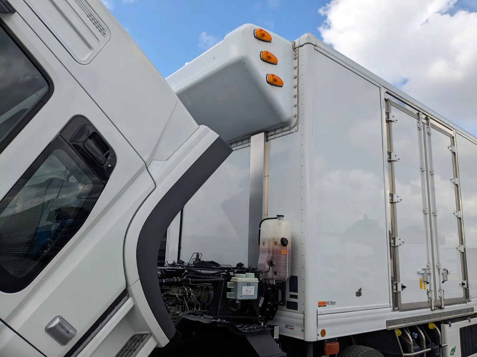 vehicle_image_20260630155828tMiW80f1Co.webp
