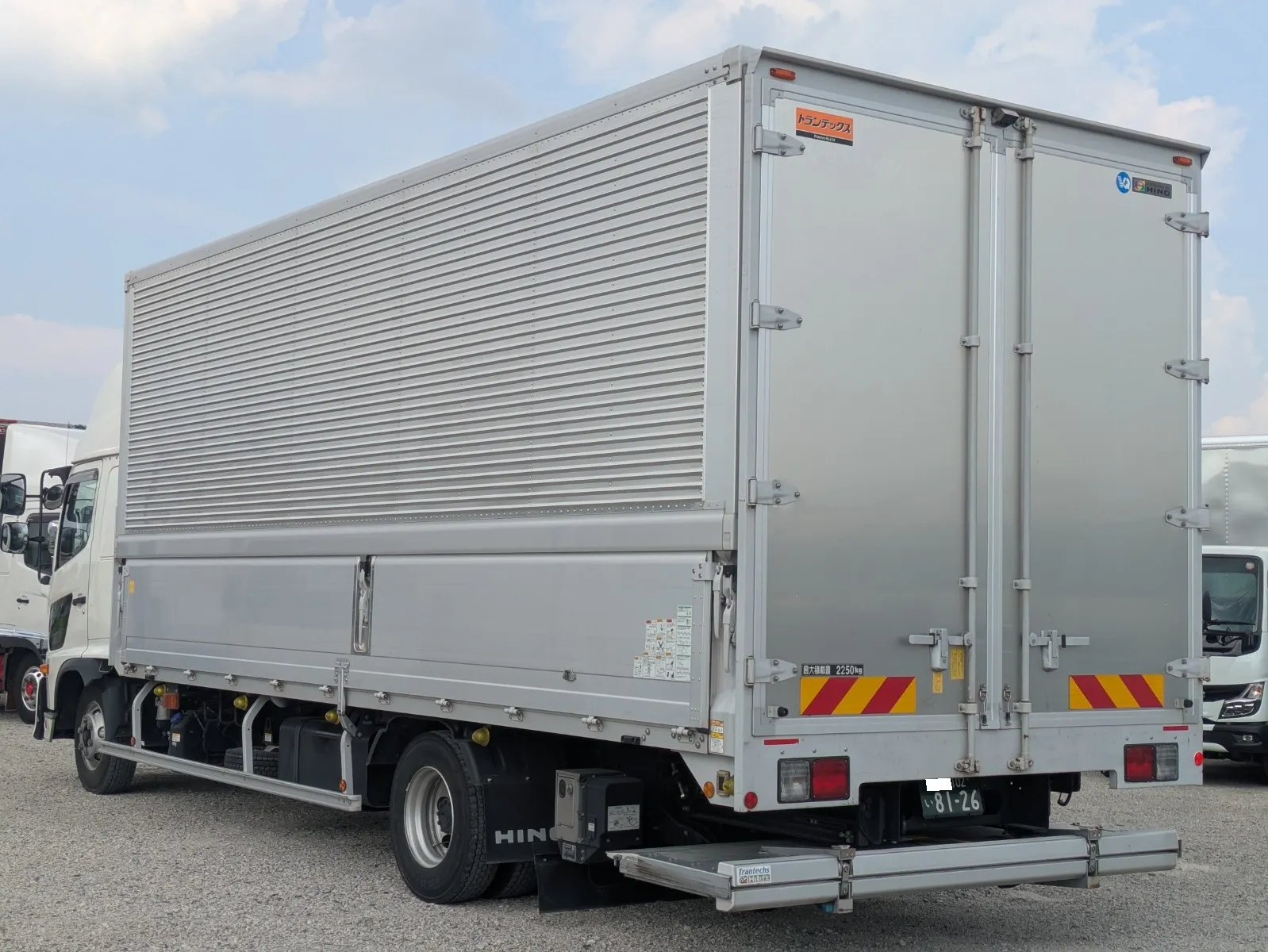 vehicle_image_20260804110606abRMxlWCEs.webp