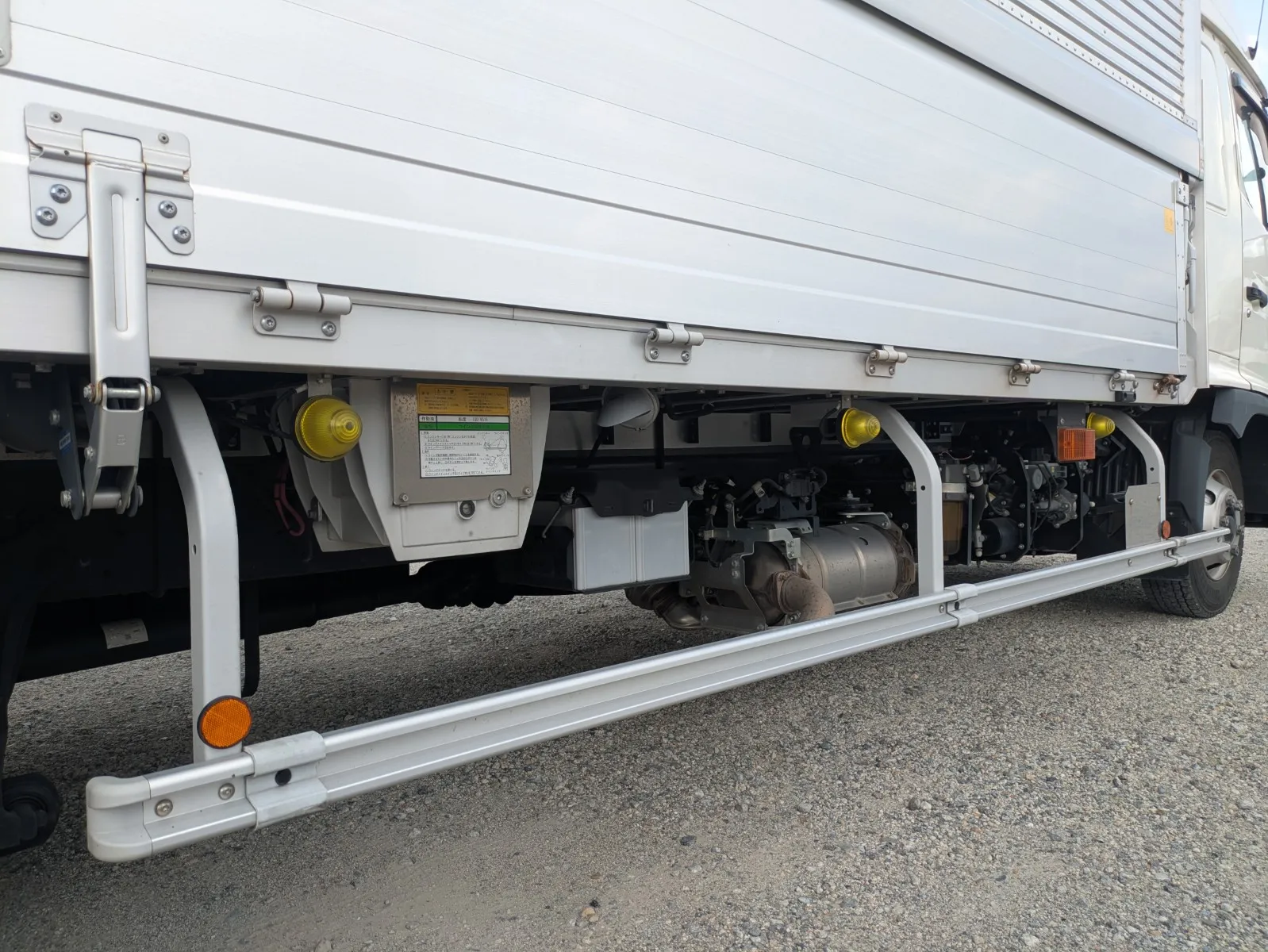 vehicle_image_20260804110617j1AwJT2Dav.webp