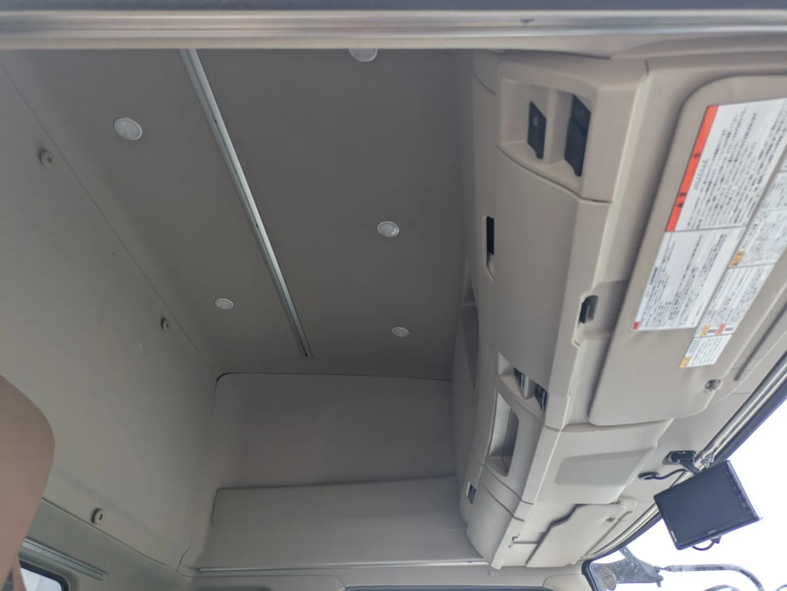 vehicle_image_20260804110619OSDqVsE2P8.webp
