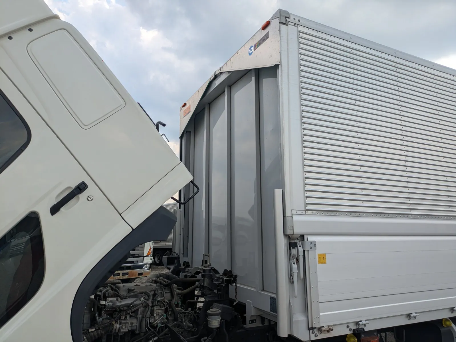 vehicle_image_20260804110621OROlMdefag.webp