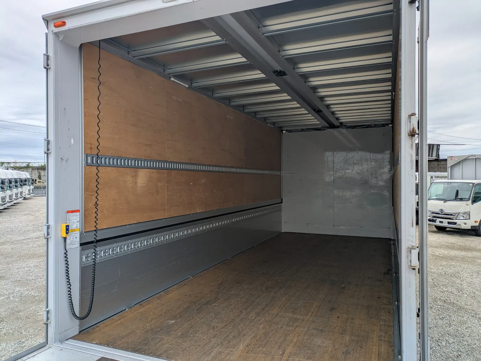 vehicle_image_20260708110133zOgqwq2FUd.webp