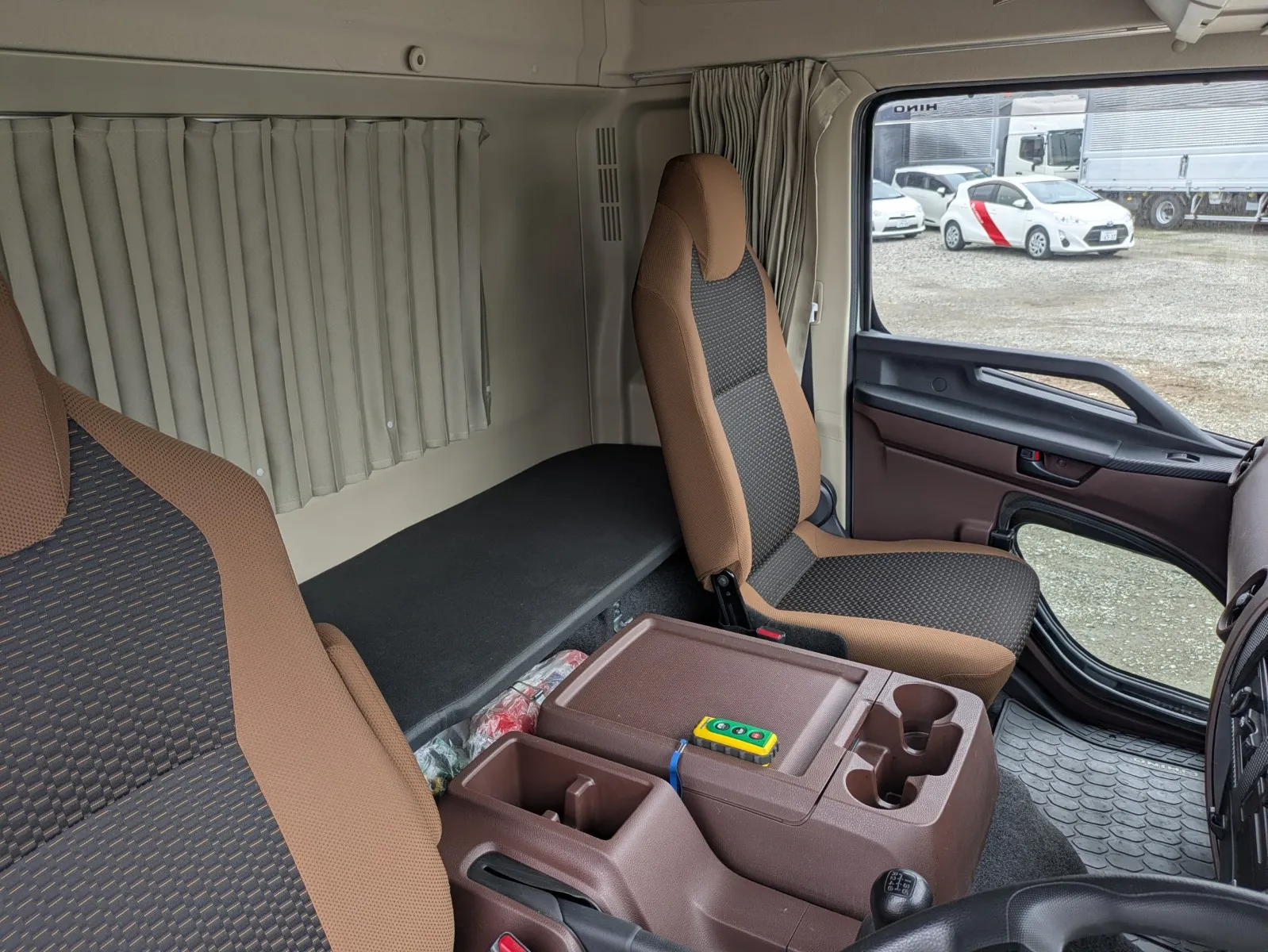 vehicle_image_20260708110141BtYMprBTsx.webp