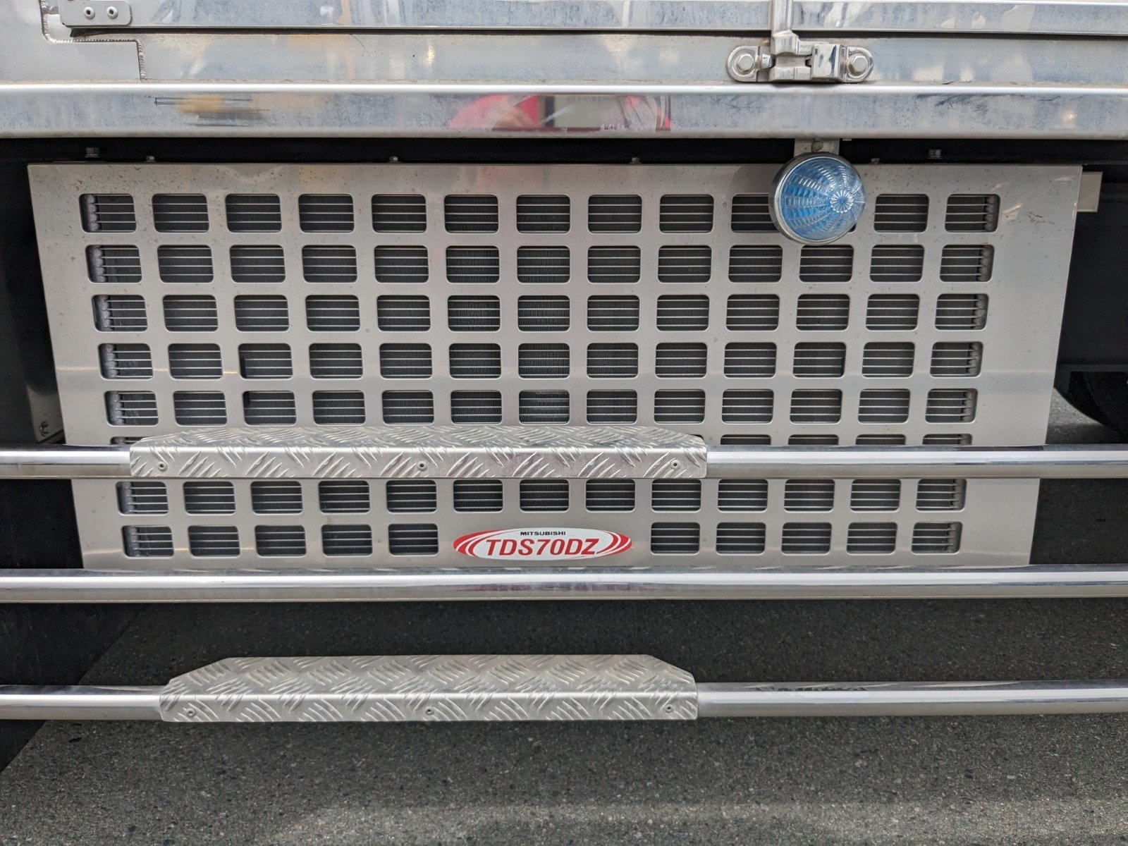 vehicle_image_20260330191452g9iExOqvId.jpg