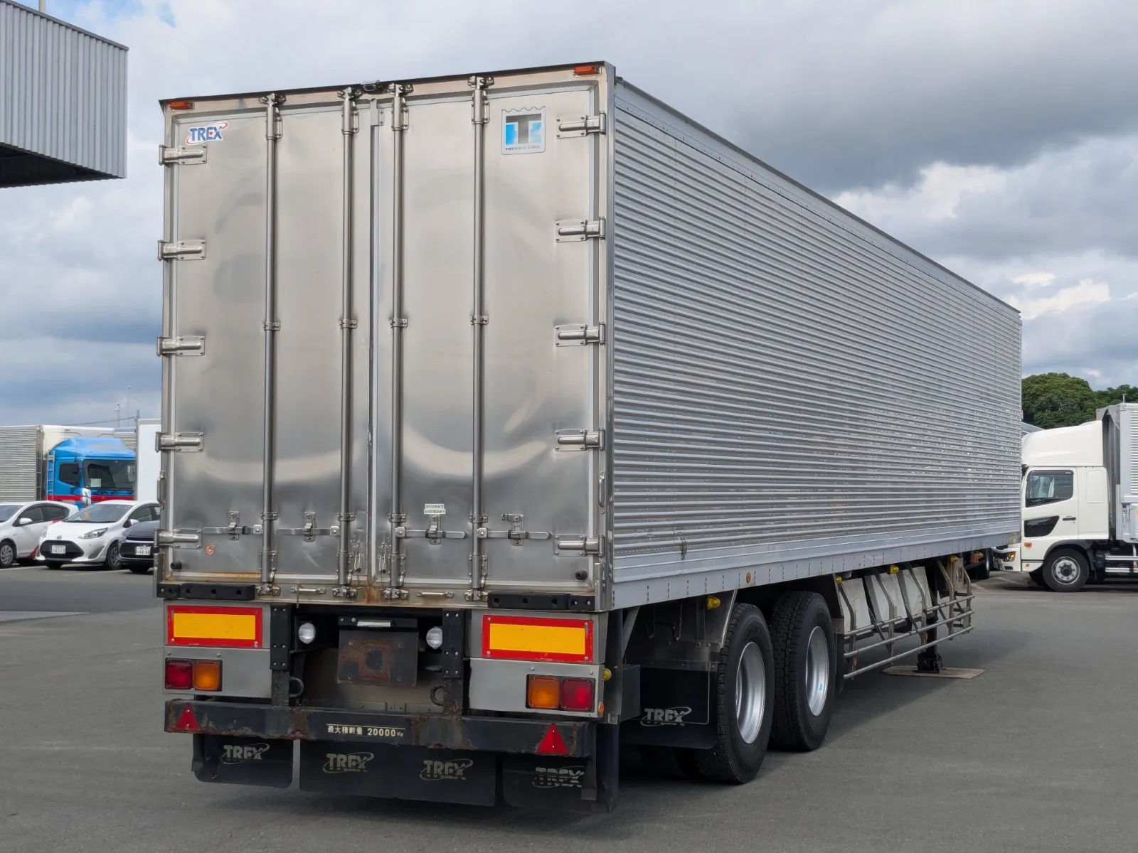 vehicle_image_20260619090844a2TocimxOd.webp