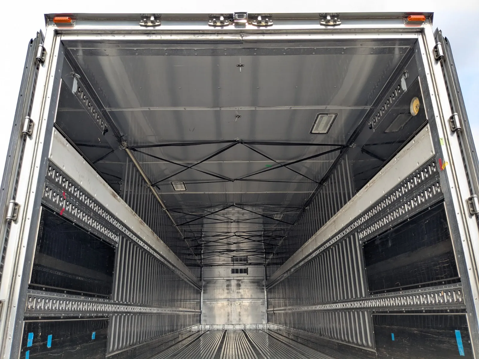 vehicle_image_20260619090844mHYZSm4r0D.webp