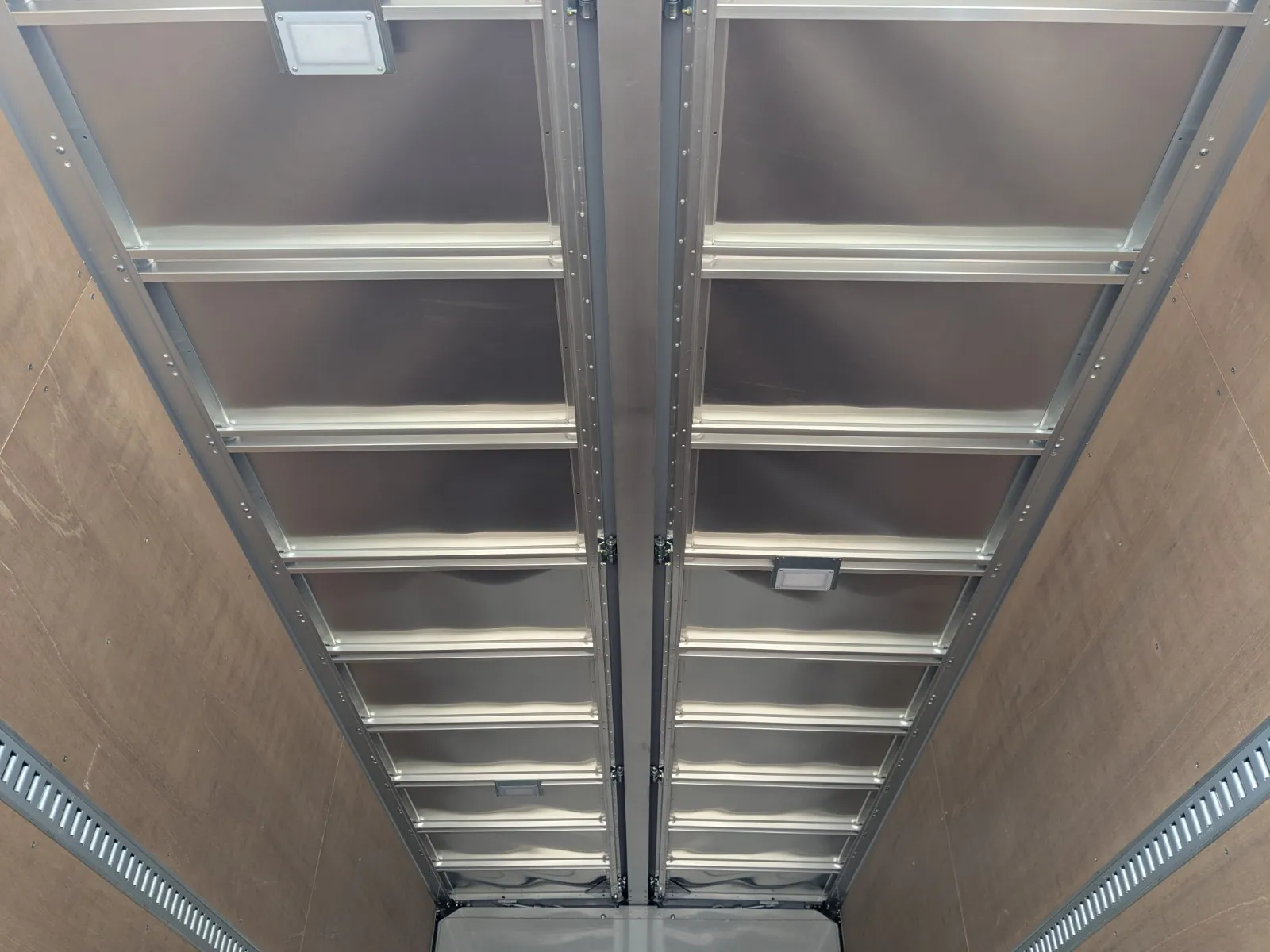 vehicle_image_202607081431571ZX5Vm28Ie.webp