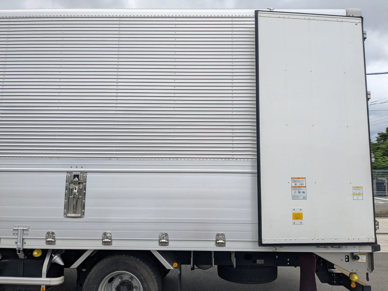 vehicle_image_20260708143159tCeMVvIrDJ.webp