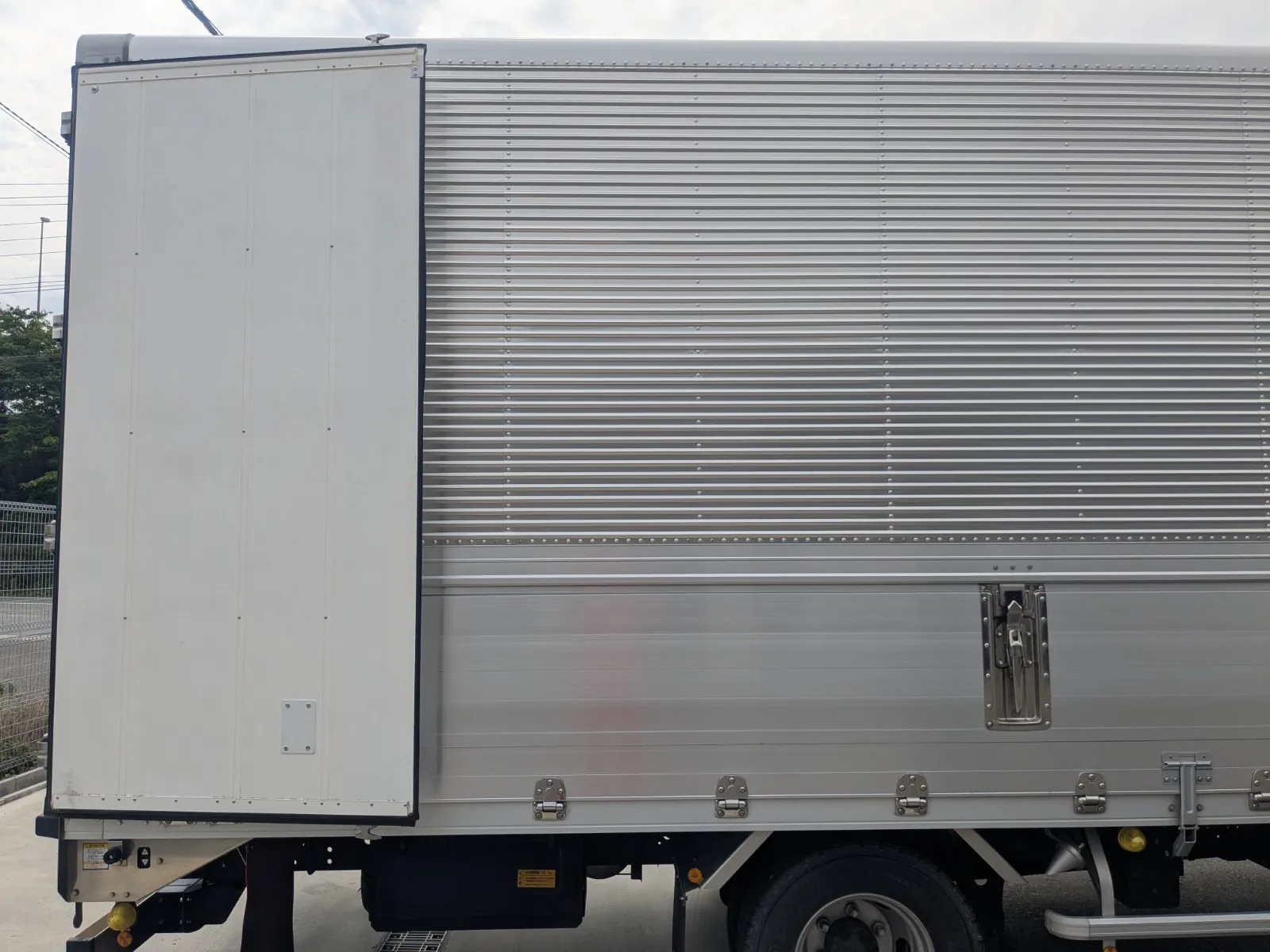 vehicle_image_202607081419338DMqs7VE36.webp
