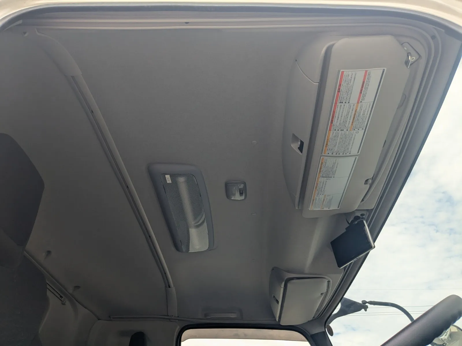 vehicle_image_20260708141935LB9mekTAh1.webp