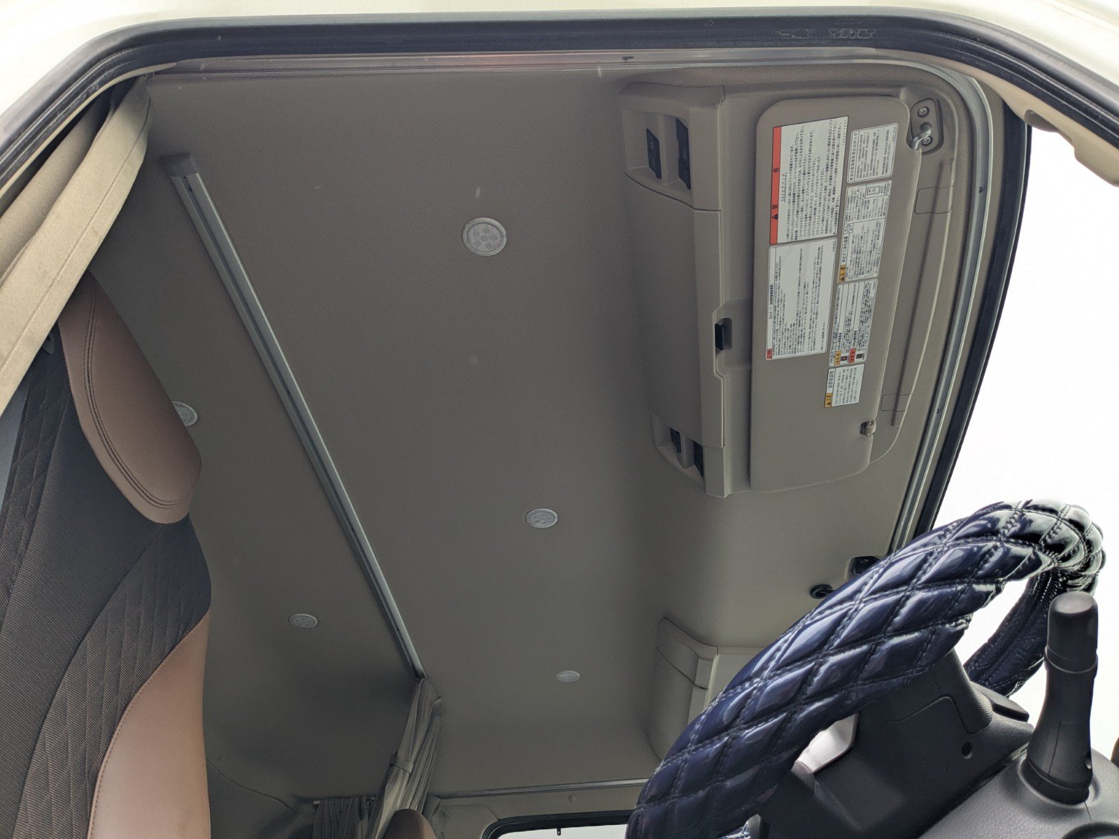 vehicle_image_20260606145610eoPEuC6T7Y.jpg