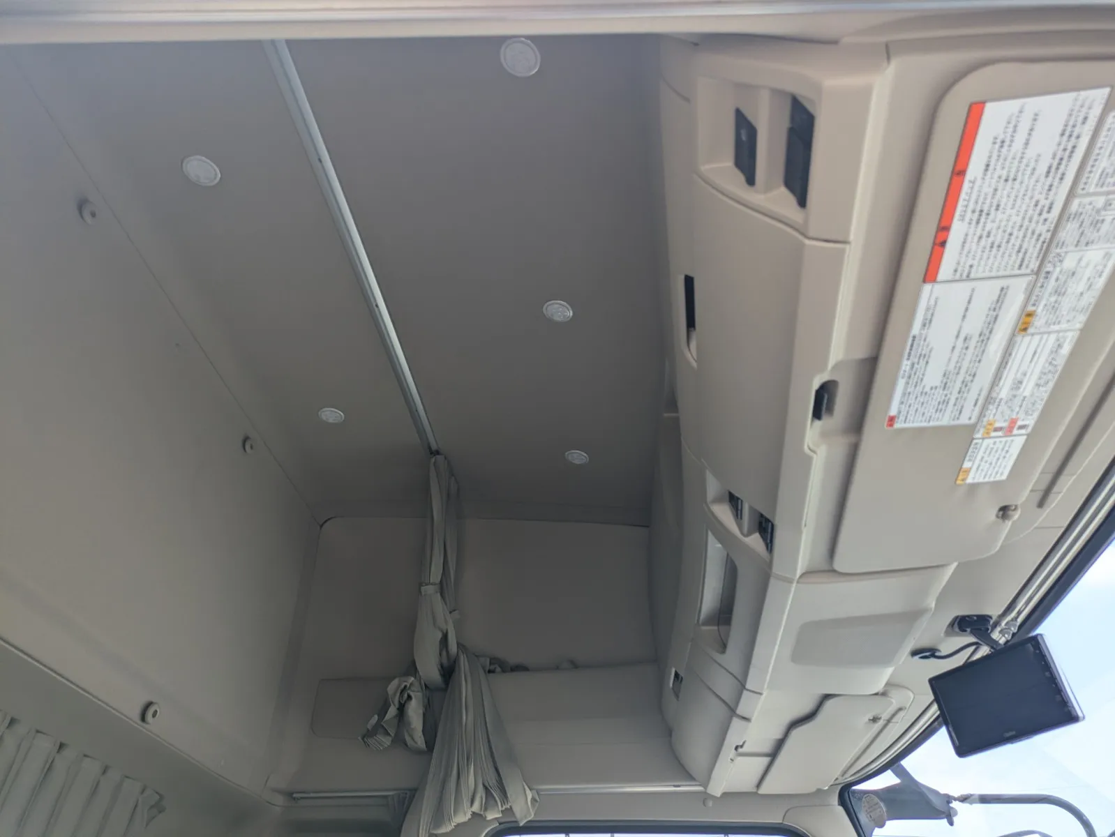 vehicle_image_20260730114014kqh2rZsxzX.webp