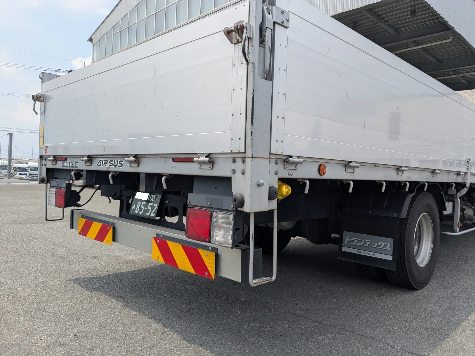 vehicle_image_202608051055168KOzauNN2M.webp