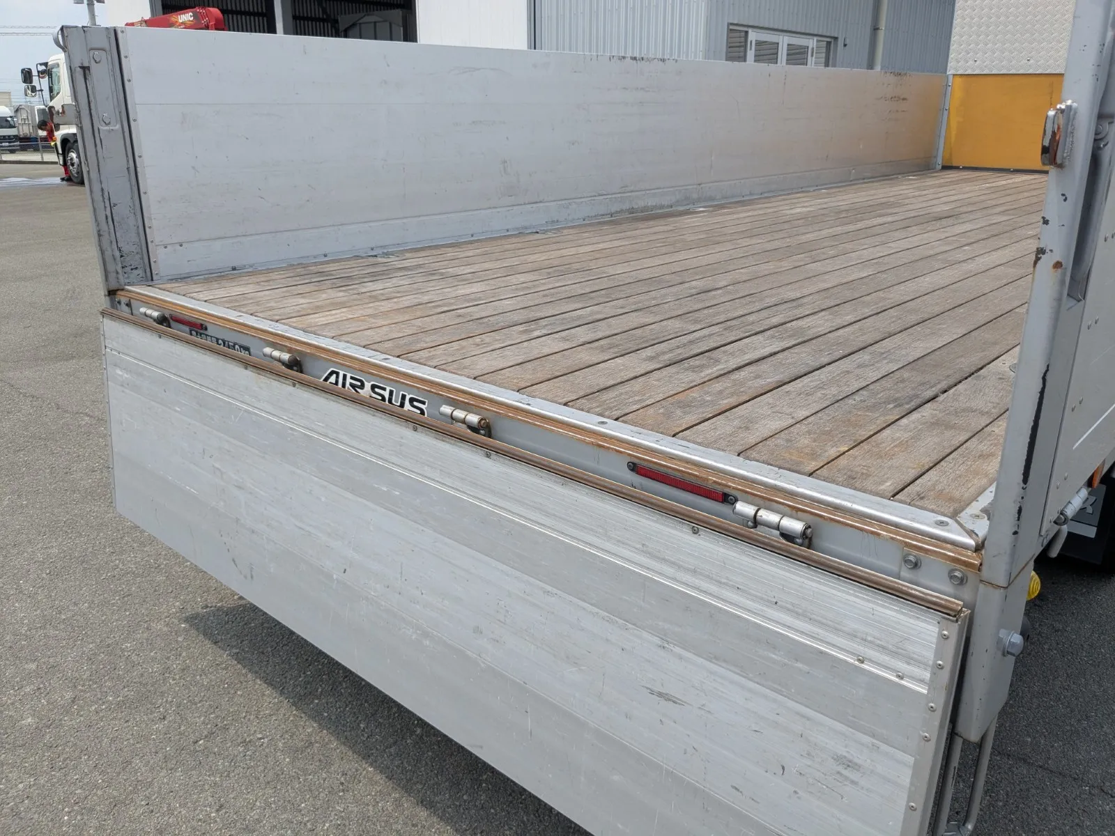 vehicle_image_20260805105519VYTHtFKnbc.webp