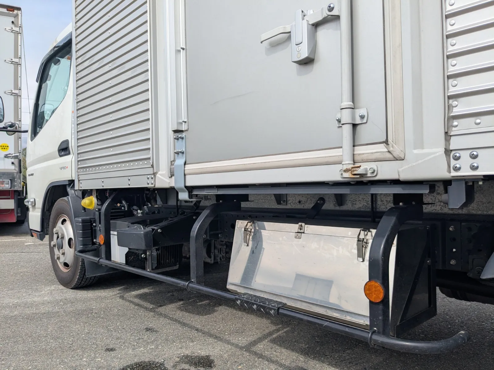 vehicle_image_20260707112437J4crBKn6u4.webp