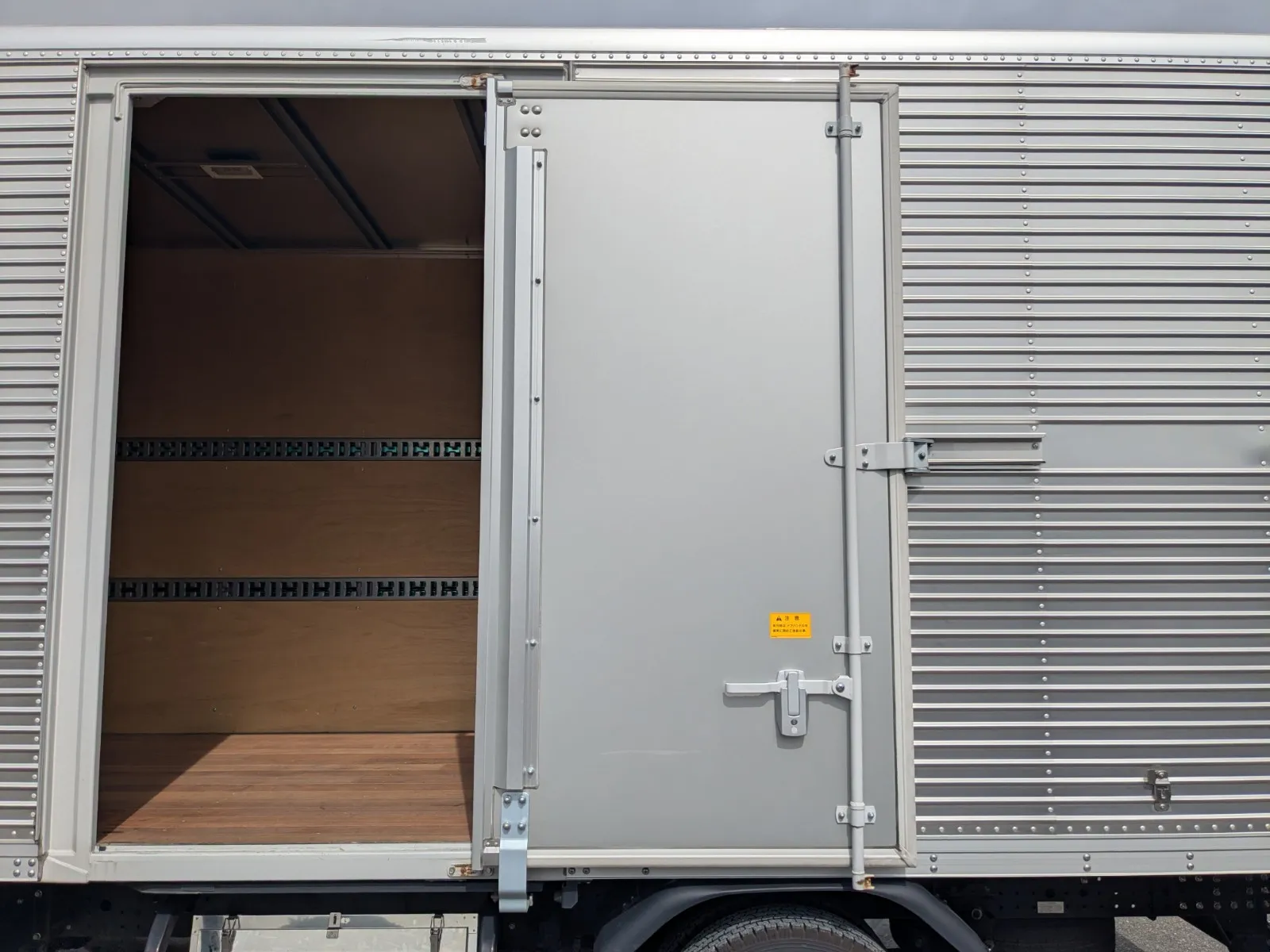 vehicle_image_20260707112437xt15B8X1f1.webp