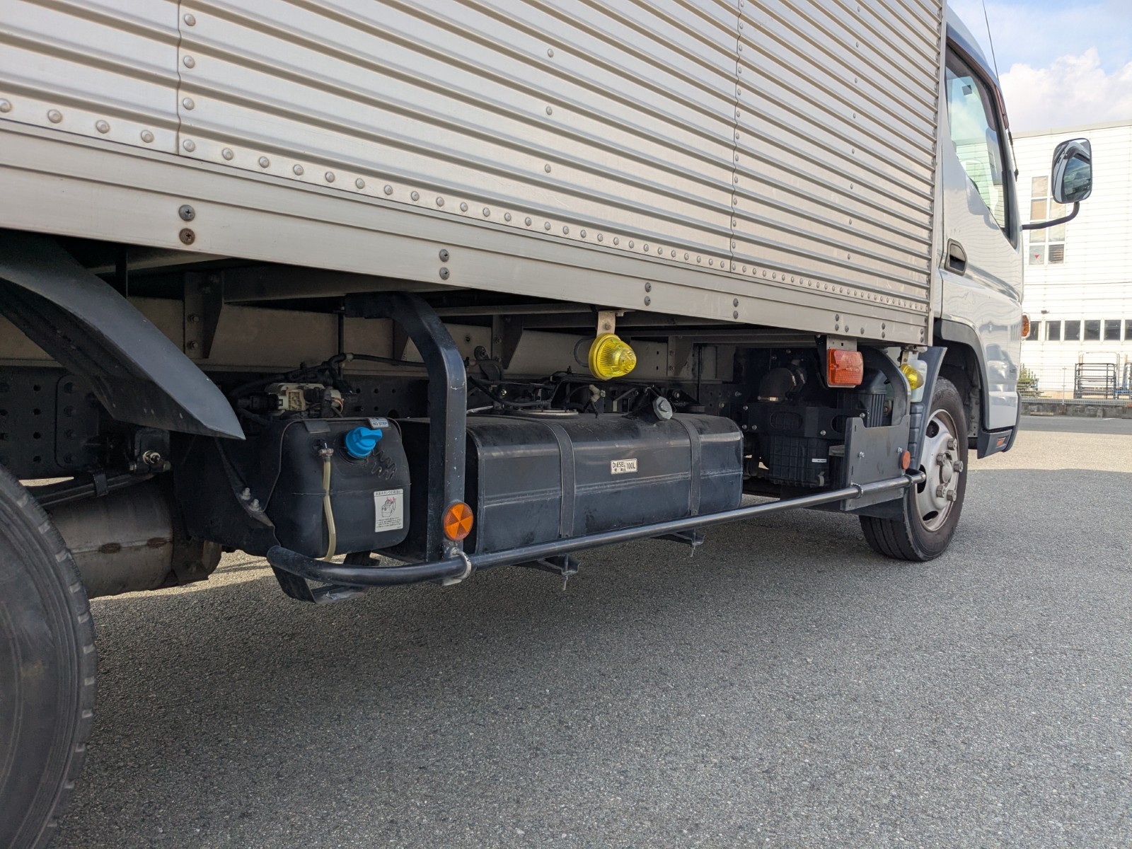 vehicle_image_20251202104335sRQZPotzWz.jpg