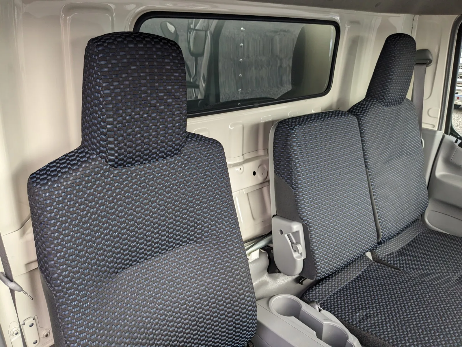 vehicle_image_20260704114705G02zO5k0mH.webp