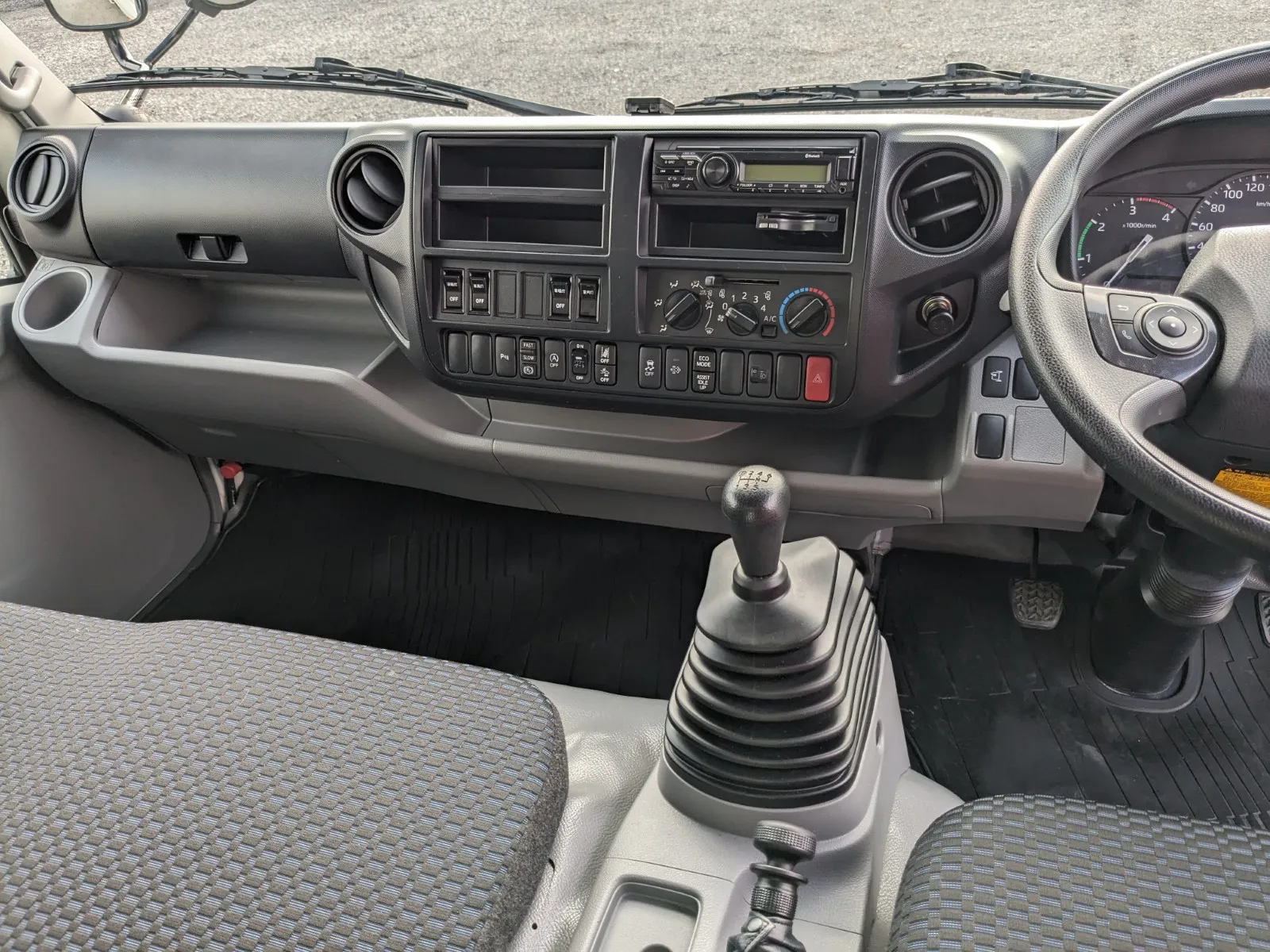 vehicle_image_20260704114706rhoAtQ6PwU.webp
