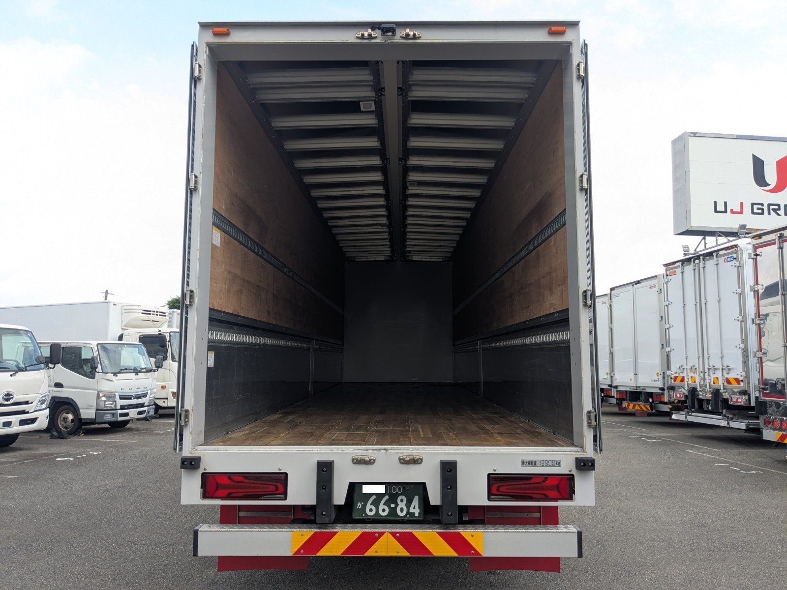 vehicle_image_20260508153618PECUCOVSfv.jpg