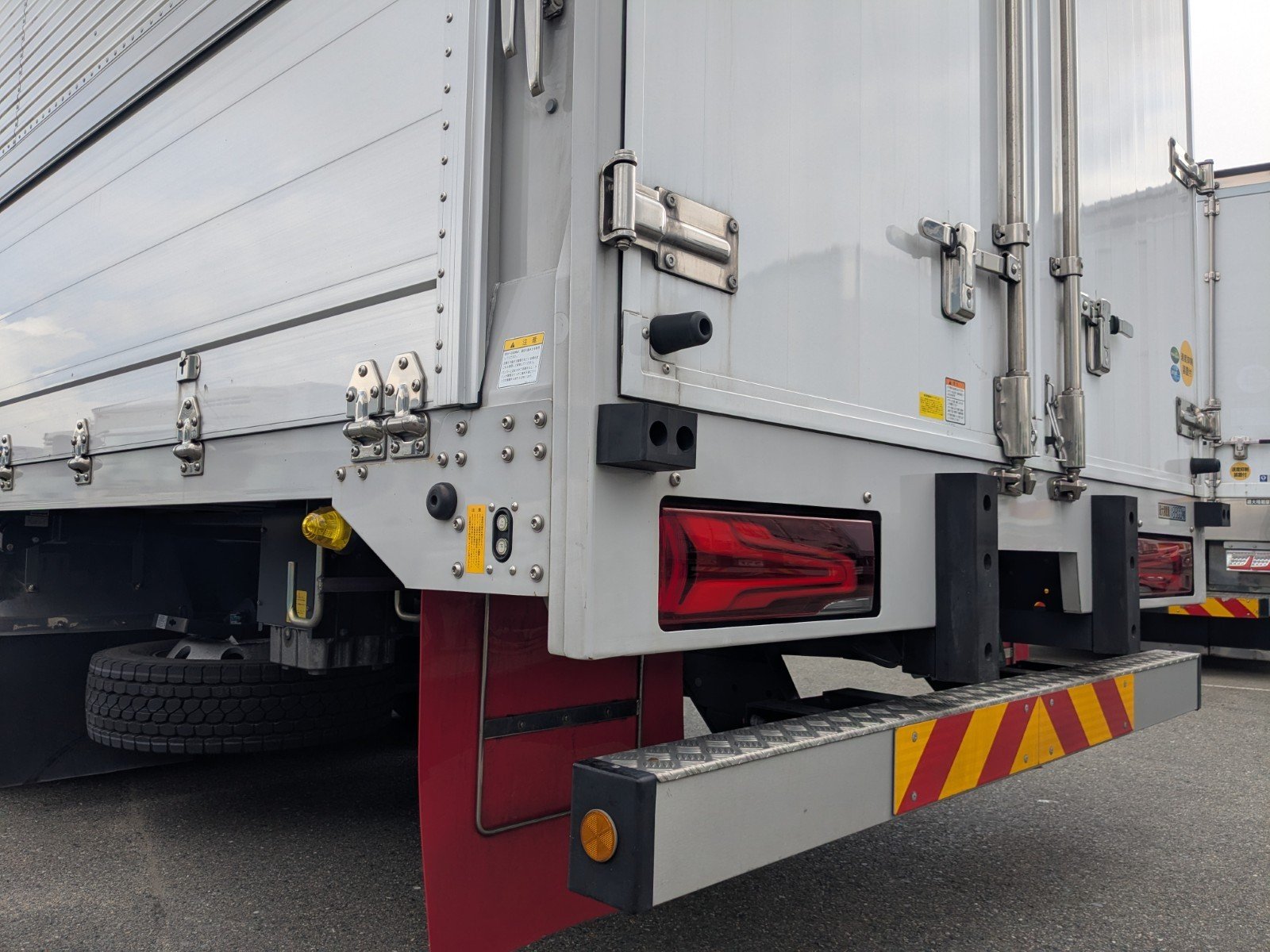 vehicle_image_20260508153618PVg6nreQDm.jpg