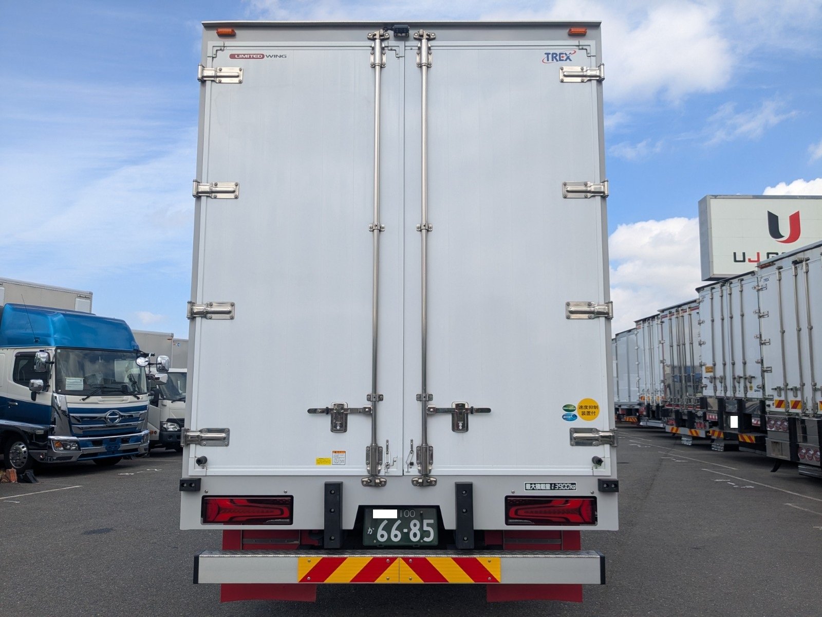 vehicle_image_2026050815293088jUv4oyeJ.jpg