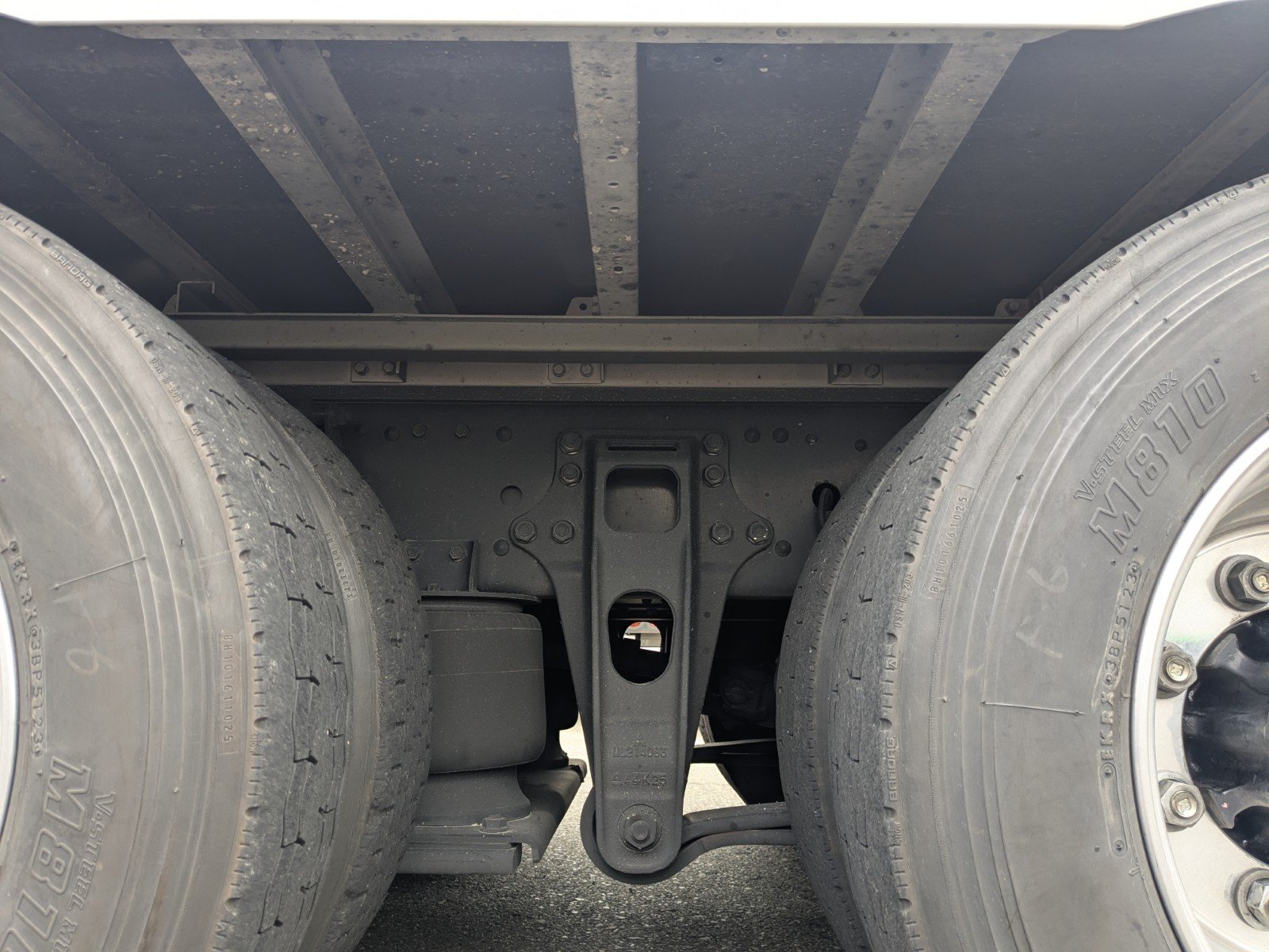 vehicle_image_20260508152930hPZ8jSXeML.jpg