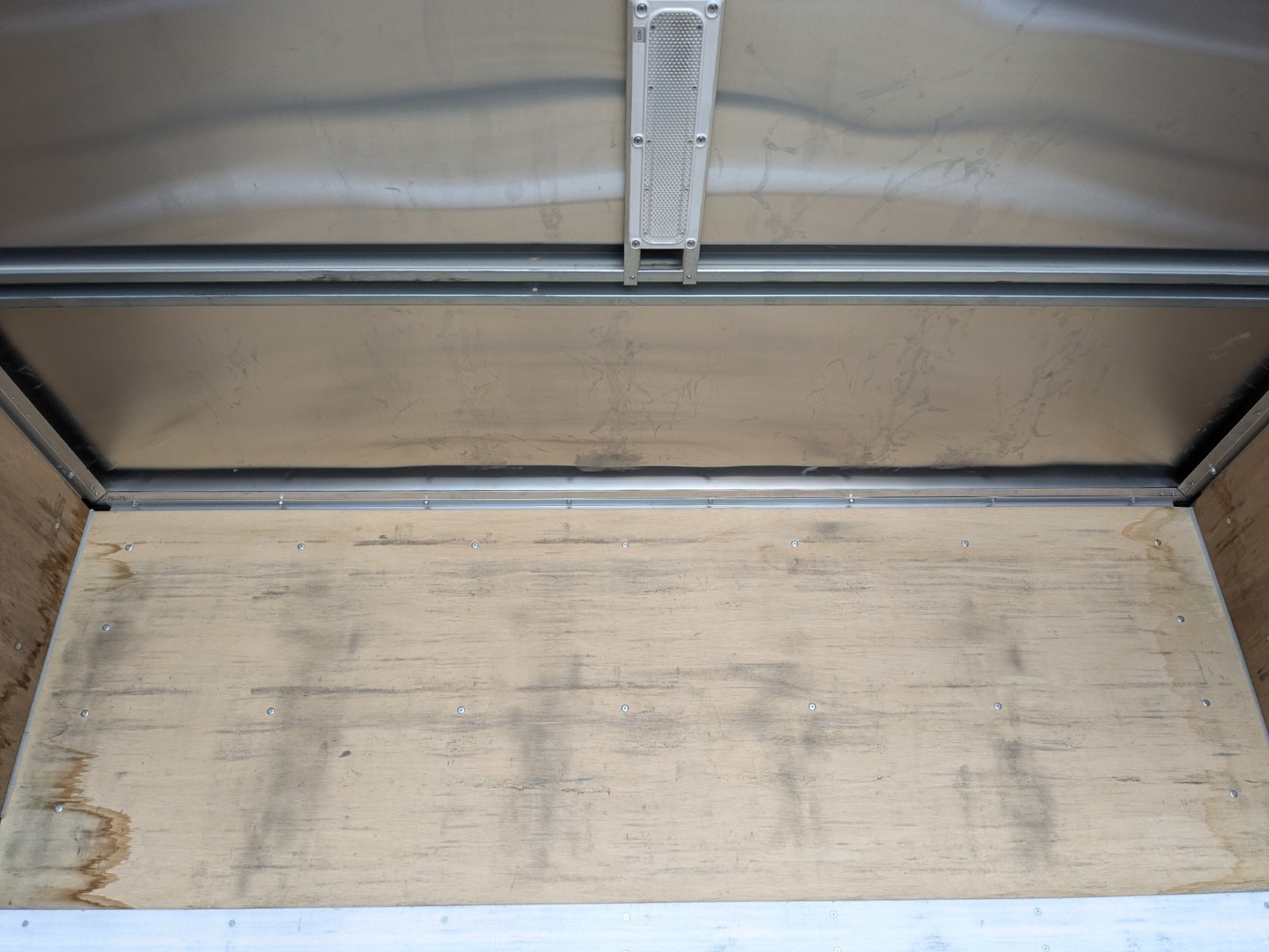 vehicle_image_20251222132656R1Jjg79btk.jpg