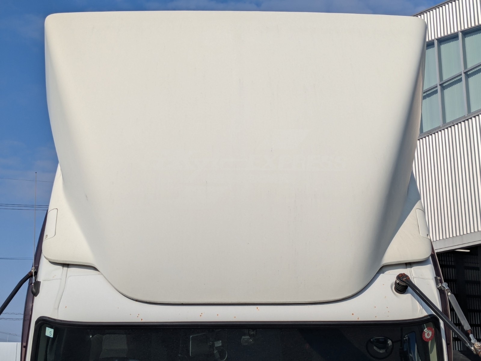 vehicle_image_20251222132656Z9zC6cx7AL.jpg